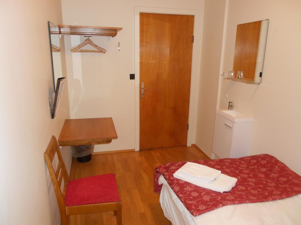 Nes Guesthouse Reykholt  Room photo